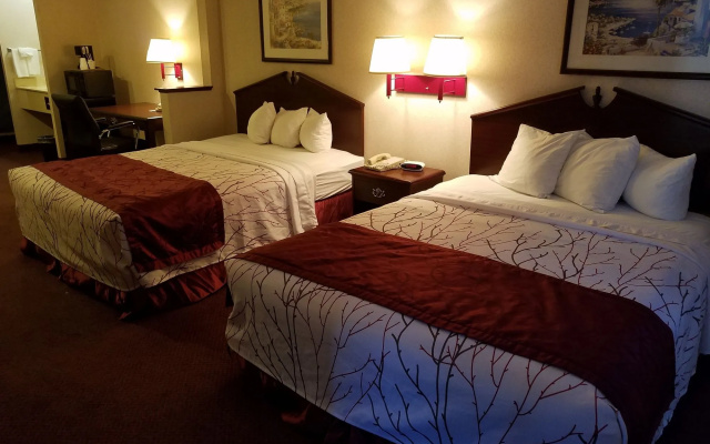 photo 4 of Portland Suites Airport East