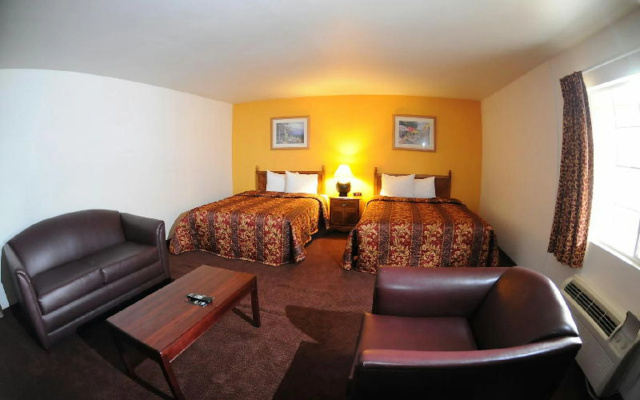 photo 2 of Hotel Saddleback
