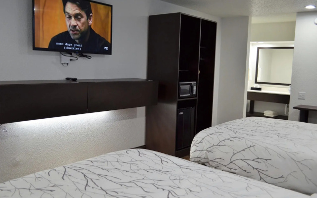 photo 3 of Athena Inn
