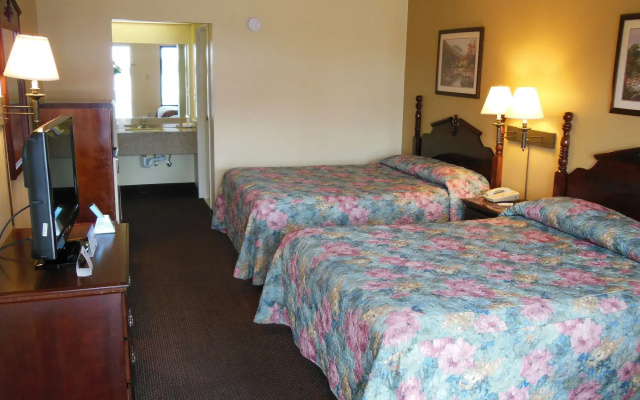 photo 5 of GuestHouse Inn Clarksville