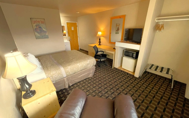 photo 2 of FairBridge Inn - Coeur d'Alene
