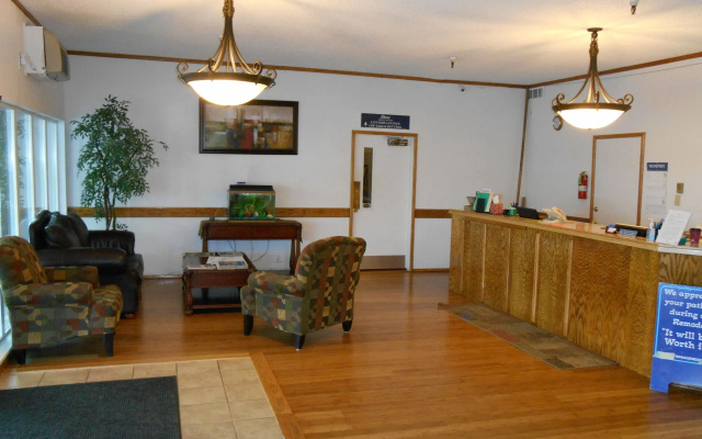 photo 2 of GuestHouse Inn & Suites Eugene / Springfield