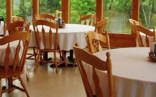 photo 3 of Guggisberg Swiss Inn