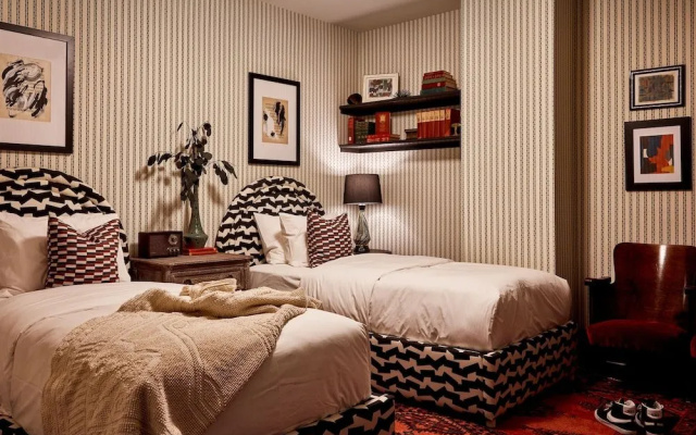 photo 5 of Guild House Hotel