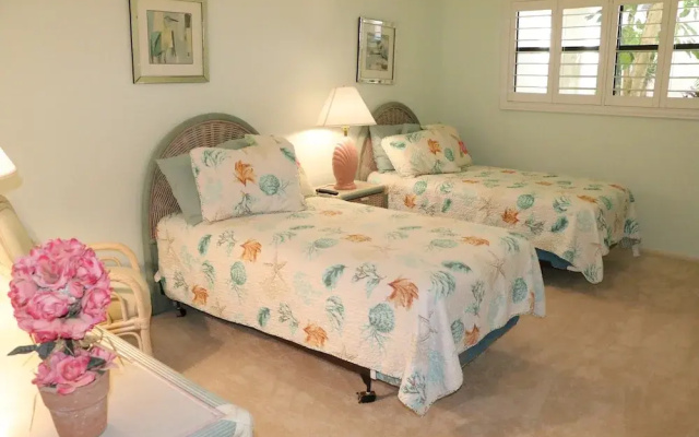photo 4 of Gulf And Bay Club- F105 Beautiful Unit And Great Location! 2 Bedroom Condo