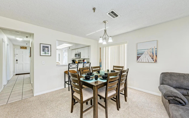 photo 3 of Gulf Breeze Ami-2bd-2ba-condo-private Beach Access-heater Pool-water Views From Every Window