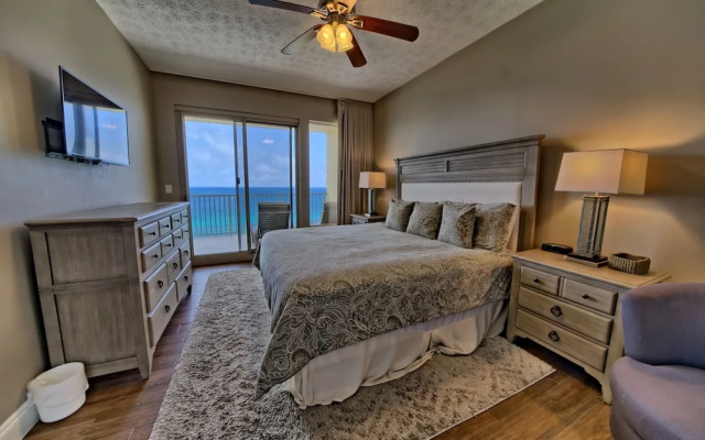 photo 3 of Pleasant Oceanfront Condo with Large Balcony and Beach Access - Unit 1605 by RedAwning