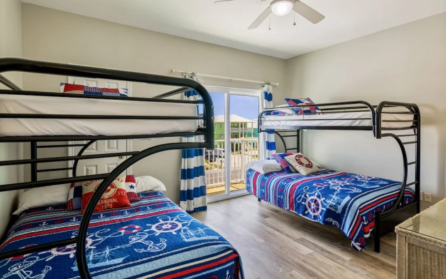 photo 2 of Gulf Shores Duplex Beachfront Pool -4bd