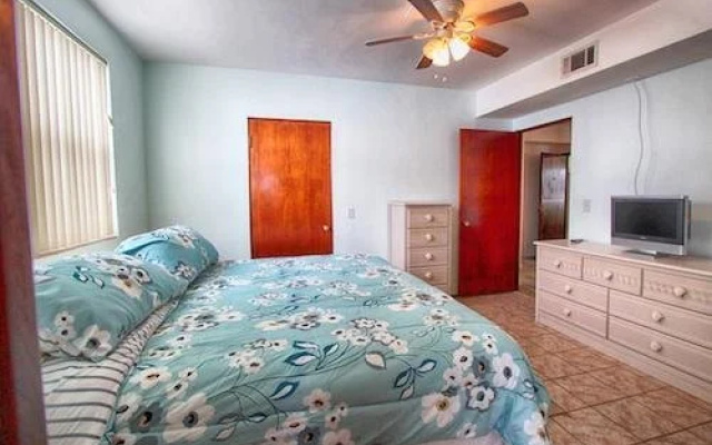 photo 2 of Gulf Sunset Oasis Holiday home