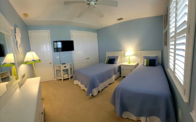 photo 2 of Gulf Three Bedroom Villa by Redawning