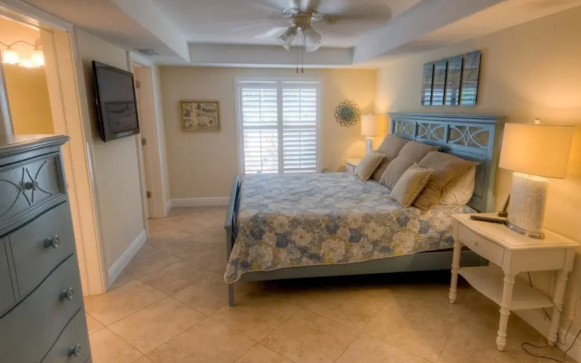 photo 3 of Gulf View Cottage