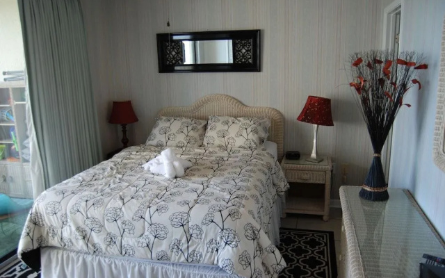 photo 4 of Gulf Village 412 by RedAwning