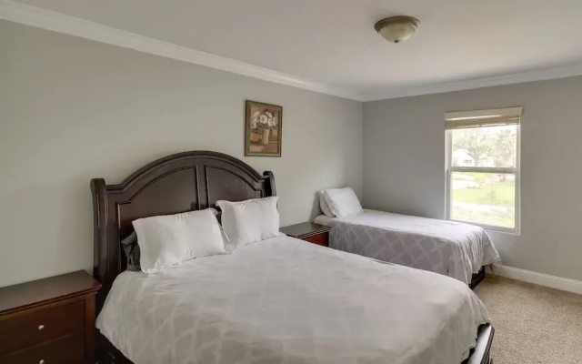 photo 2 of Gulfport Condo w/ Private Balcony - Walk to Beach!