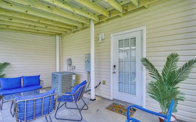 photo 2 of Walk to Beach: Gulfport Retreat w/ Patio