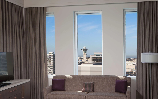 photo 2 of H Hotel Los Angeles, Curio Collection by Hilton