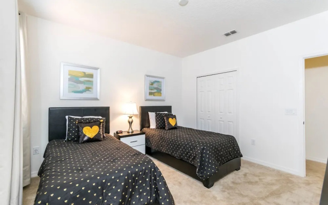 photo 2 of H6112 Beautiful 14 Bedroom 11 Bathroom Resoret