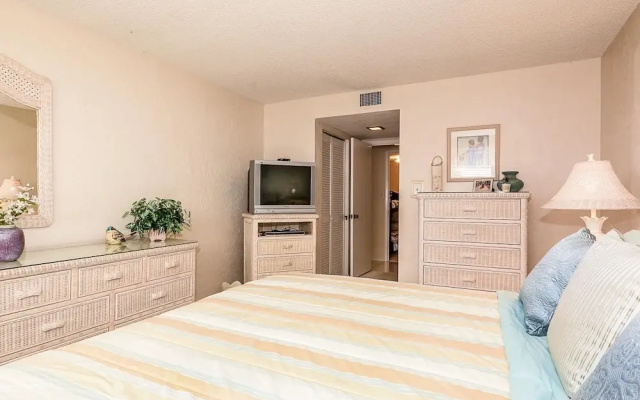 photo 3 of Ha508 - Top Floor 1 1 Condo With Beautiful Ocean Views