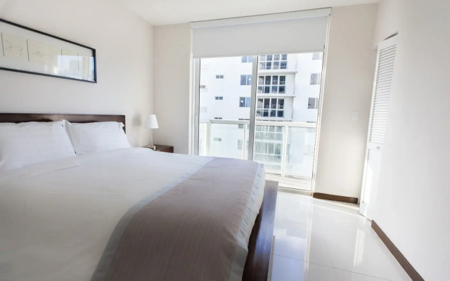 photo 4 of Roami at Habitat Brickell