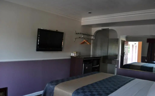 photo 2 of Galaxyinn
