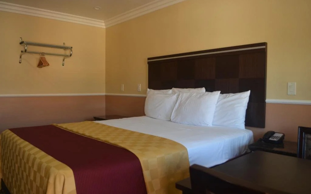 photo 3 of Galaxyinn