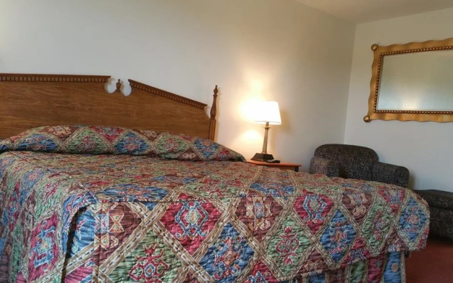 photo 5 of Hall of Fame Motel