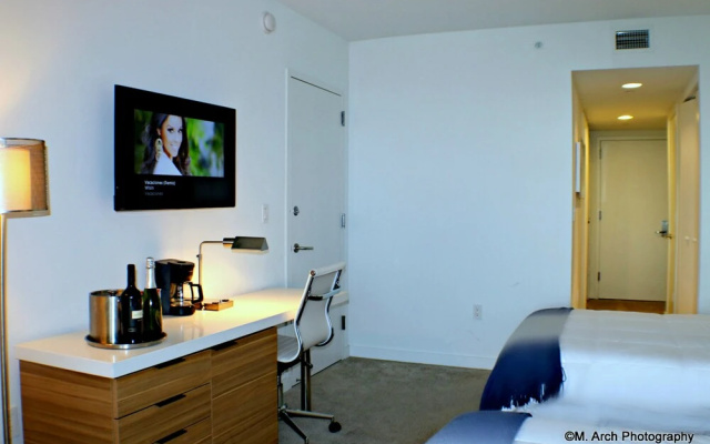 photo 2 of Hallandale Suites by 1stHomeRent