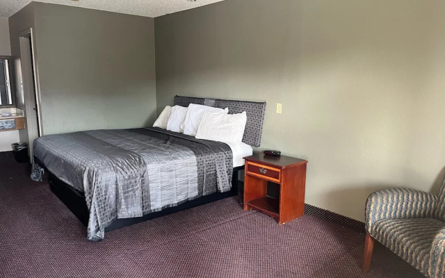 photo 4 of Hallmark Inn  Suites