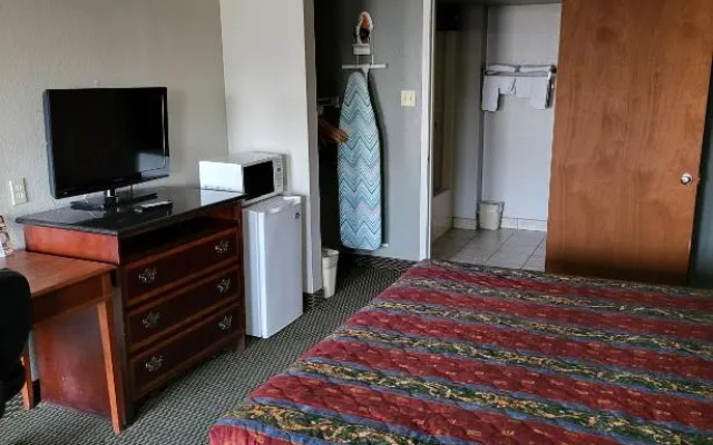 photo 5 of Hallmark Inn  Suites