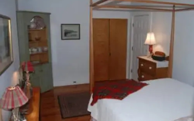 photo 4 of Halyard Guest House