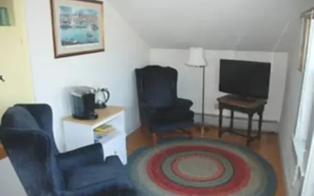 photo 5 of Halyard Guest House