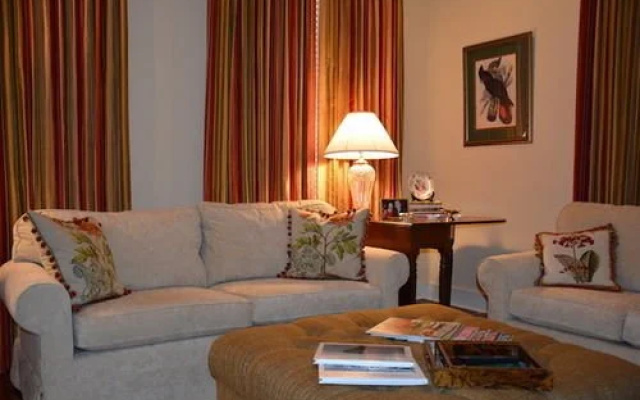 photo 3 of Hamilton Guest House