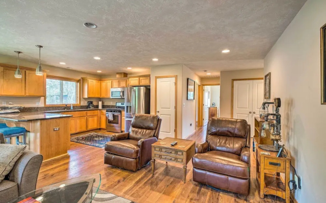 photo 3 of Hammond Home 2 Blocks to Marina & Columbia River!