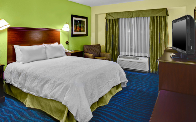 photo 2 of Hampton Inn - Atlanta Perimeter Center