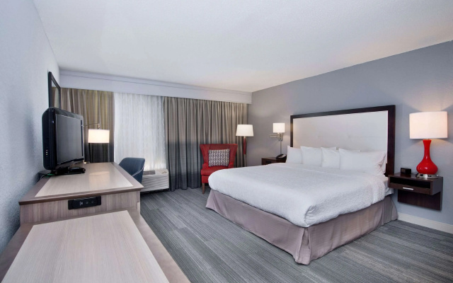 photo 3 of Hampton Inn - Naples - I-75