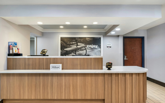 photo 2 of Hampton Inn Philadelphia/Plymouth Meeting
