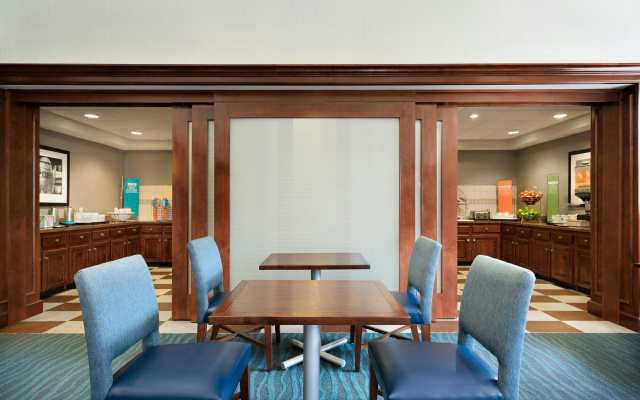 photo 4 of Hampton Inn & Suites Newport/Middletown