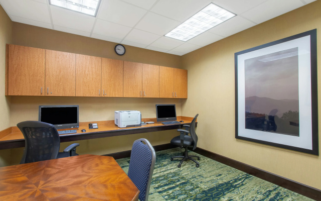photo 4 of Hampton Inn & Suites Albany Airport