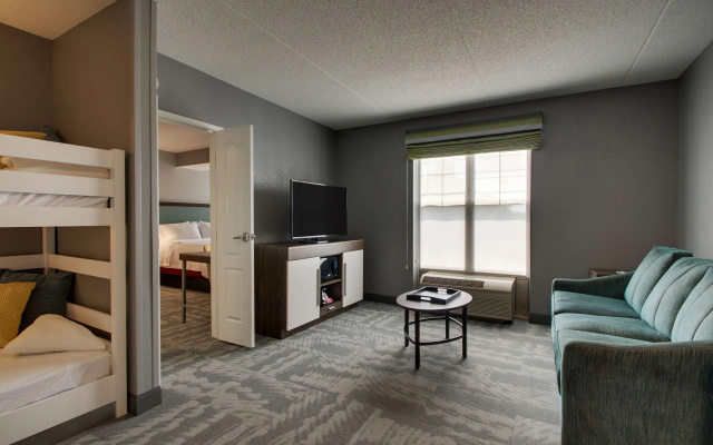 photo 4 of Hampton Inn & Suites Chicago/Aurora