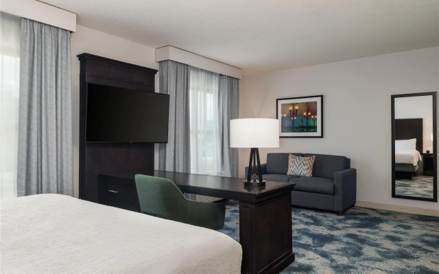 photo 2 of Hampton Inn & Suites Baton Rouge Downtown
