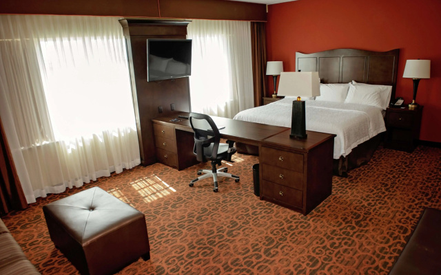 photo 2 of Hampton Inn & Suites Bradenton Downtown Historic District