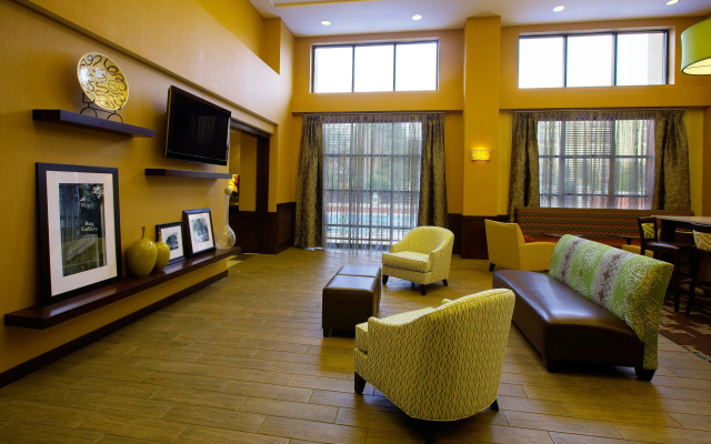 photo 3 of Hampton Inn & Suites Burlington, NC
