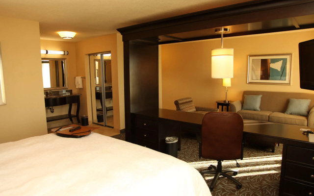 photo 2 of Hampton Inn & Suites Carlsbad