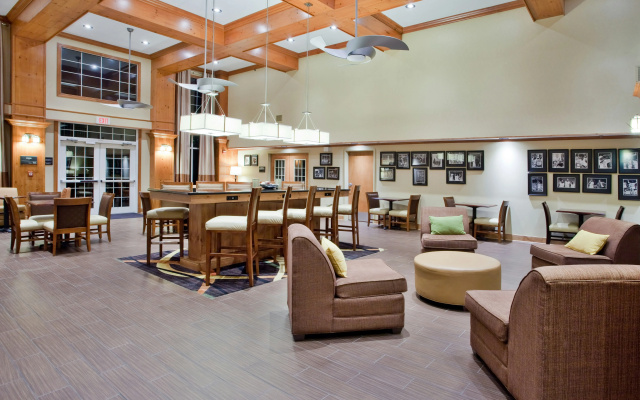 photo 2 of Hampton Inn & Suites Chapel Hill/Durham, Area