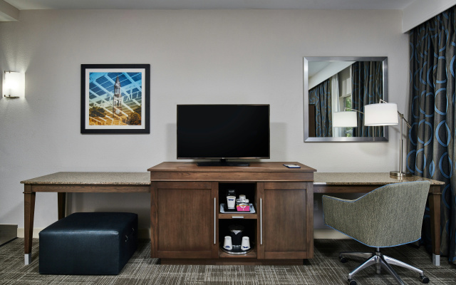 photo 3 of Hampton Inn & Suites Chapel Hill/Durham, Area