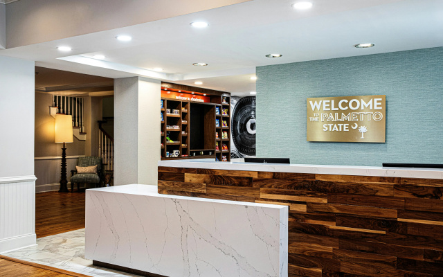 photo 2 of Hampton Inn & Suites Charleston/West Ashley