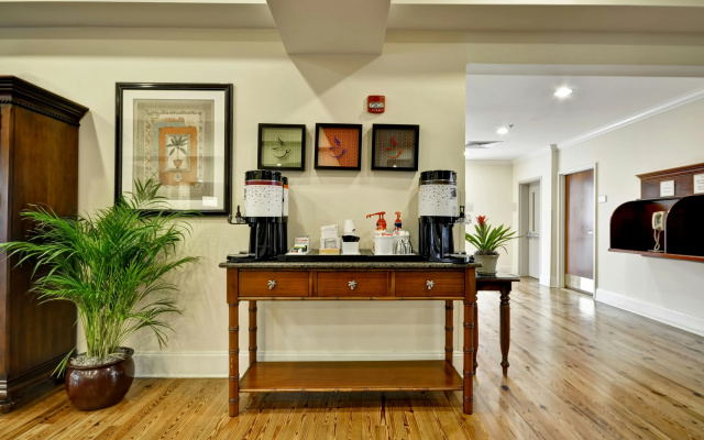 photo 5 of Hampton Inn & Suites Charleston/West Ashley