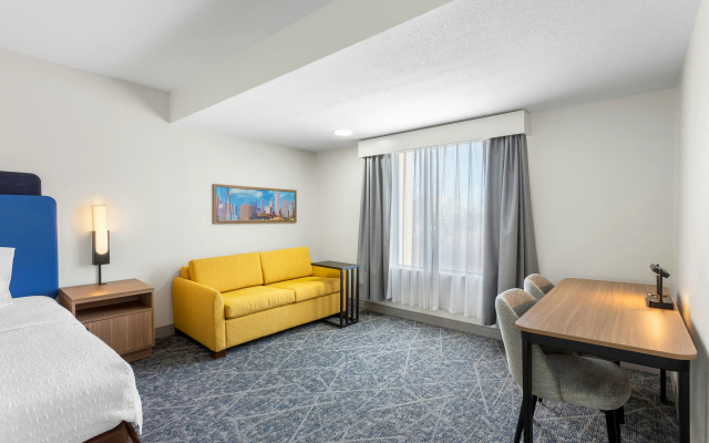 photo 4 of Hampton Inn & Suites Chicago Deer Park