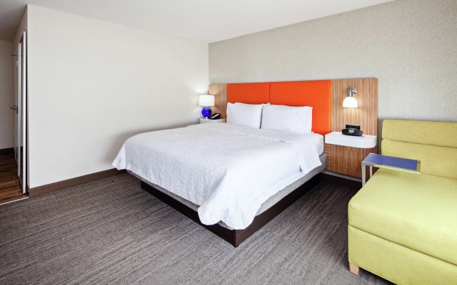 photo 3 of Hampton Inn & Suites Chino Hills
