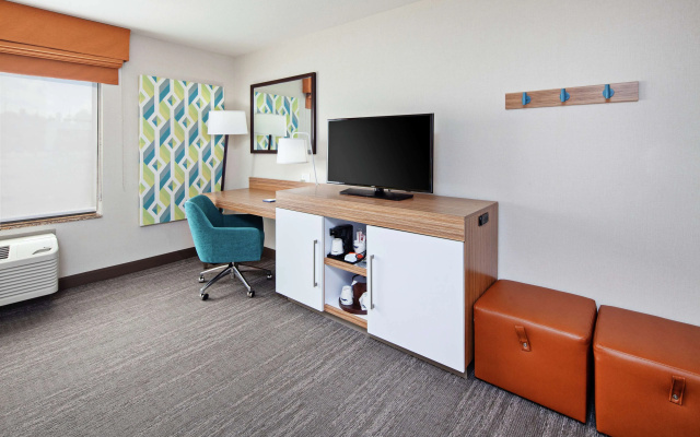 photo 5 of Hampton Inn & Suites Chino Hills