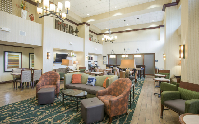 photo 2 of Hampton Inn & Suites Cincinnati-Union Center